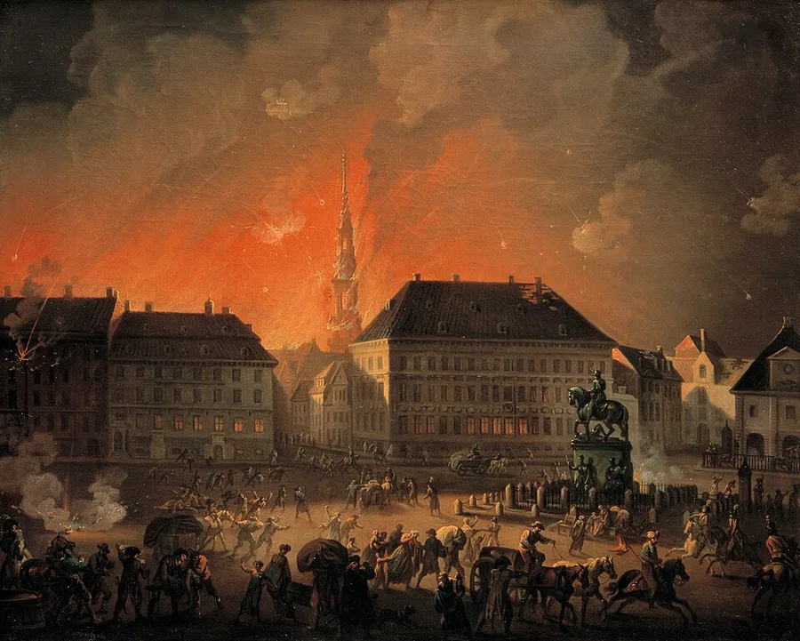 Nighttime oil painting of Kongens Nytorv square in Copenhagen during the 1807 British bombardment: an equestrian statue at center, a burning spire and smoke behind the rooftops, and crowds of civilians and soldiers fleeing with carts in the foreground.